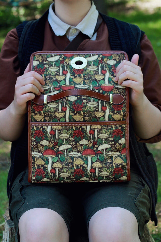 Toadstool Satchel